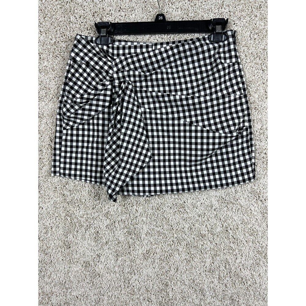 Zara black and white checkered skort - size medium